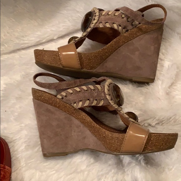 Wedge heel - Picture 3 of 4